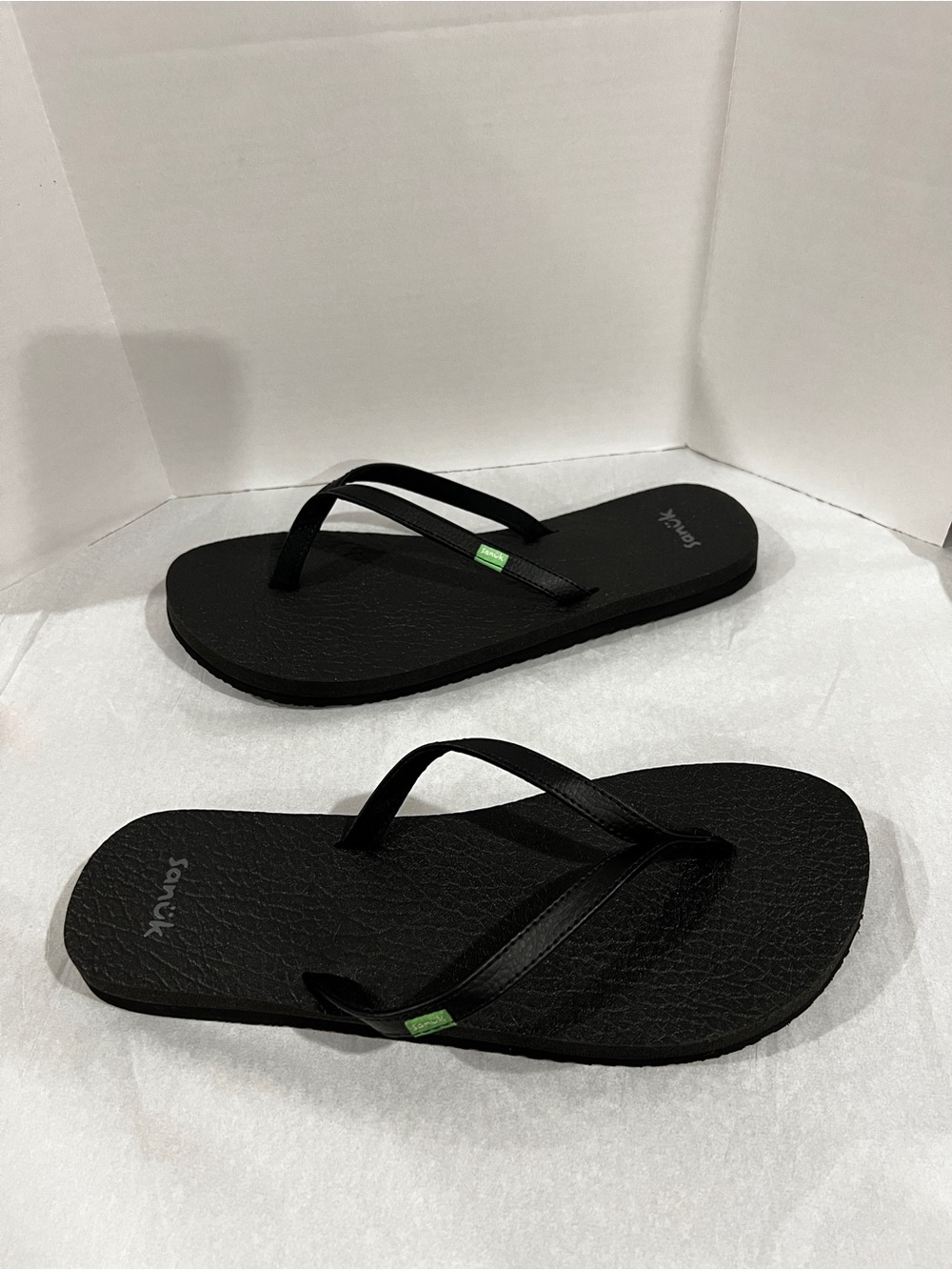 Sanuk Yoga Coral Flip Flop Size 9 Black Comfy - Picture 7 of 10